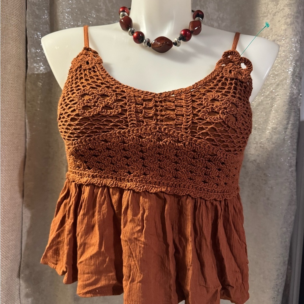 Ultra Flirt Brown‎ Cropped Ruffled Camisole